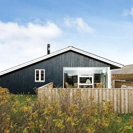 Serene Holiday Home In Jutland With Terrace Tatil Evi *