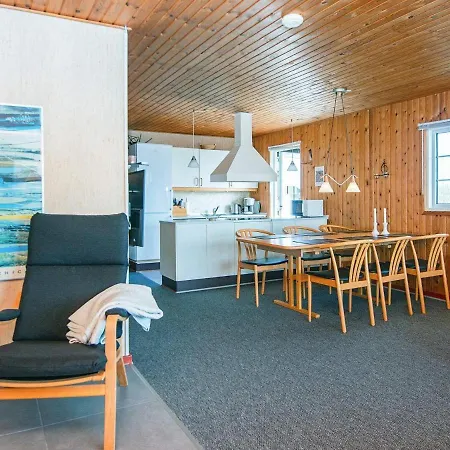 Serene Holiday Home In Jutland With Terrace * Harboør